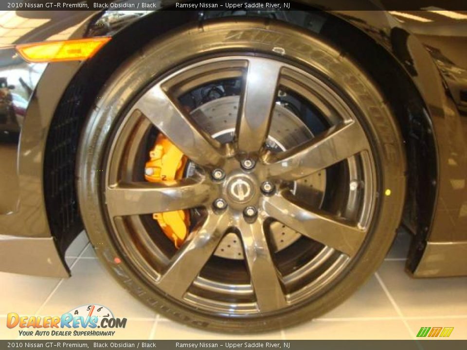 2010 Nissan GT-R Premium Black Obsidian / Black Photo #13