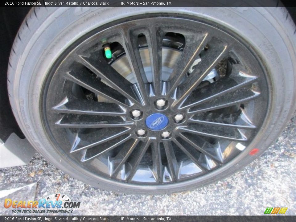 2016 Ford Fusion SE Ingot Silver Metallic / Charcoal Black Photo #3