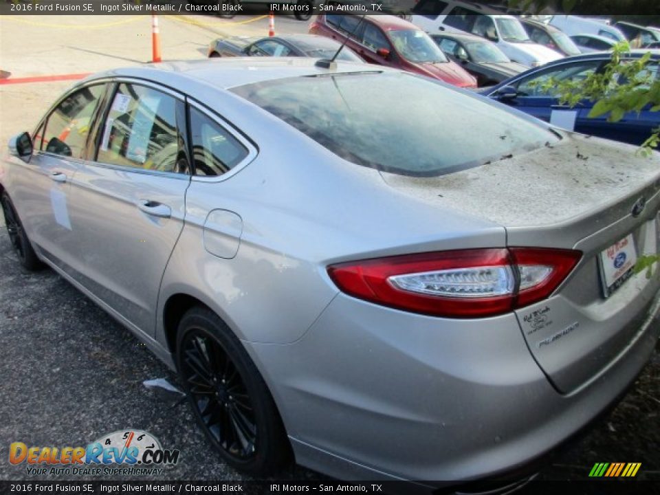 2016 Ford Fusion SE Ingot Silver Metallic / Charcoal Black Photo #4
