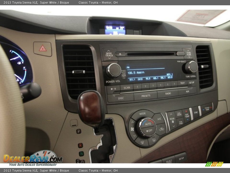 2013 Toyota Sienna XLE Super White / Bisque Photo #9