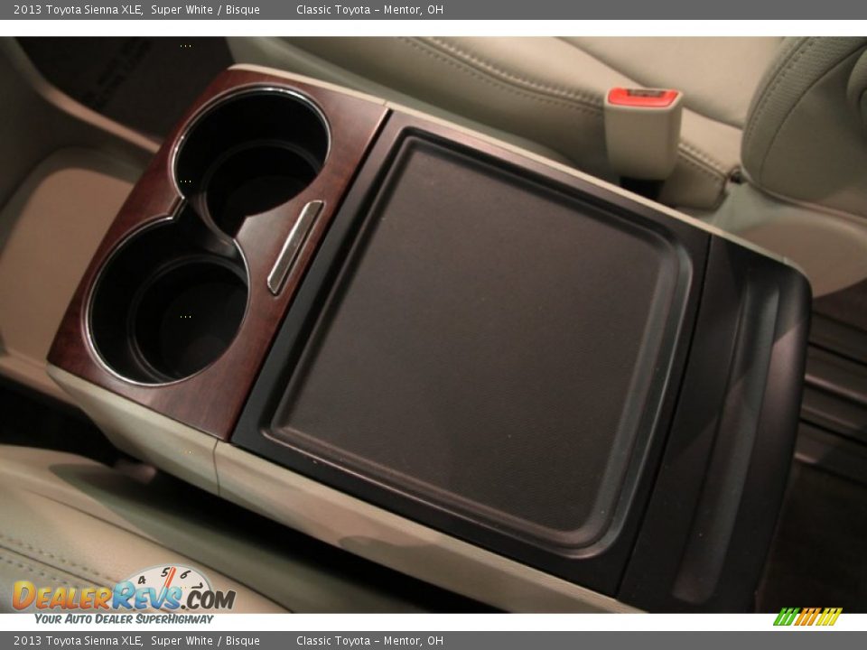 2013 Toyota Sienna XLE Super White / Bisque Photo #14