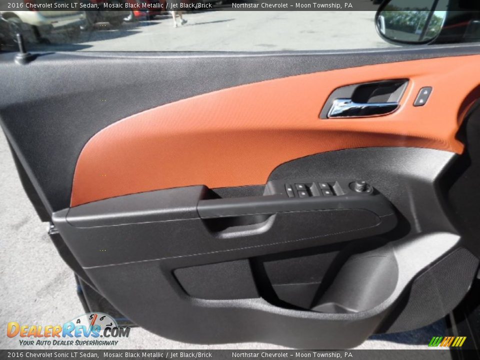 Door Panel of 2016 Chevrolet Sonic LT Sedan Photo #14