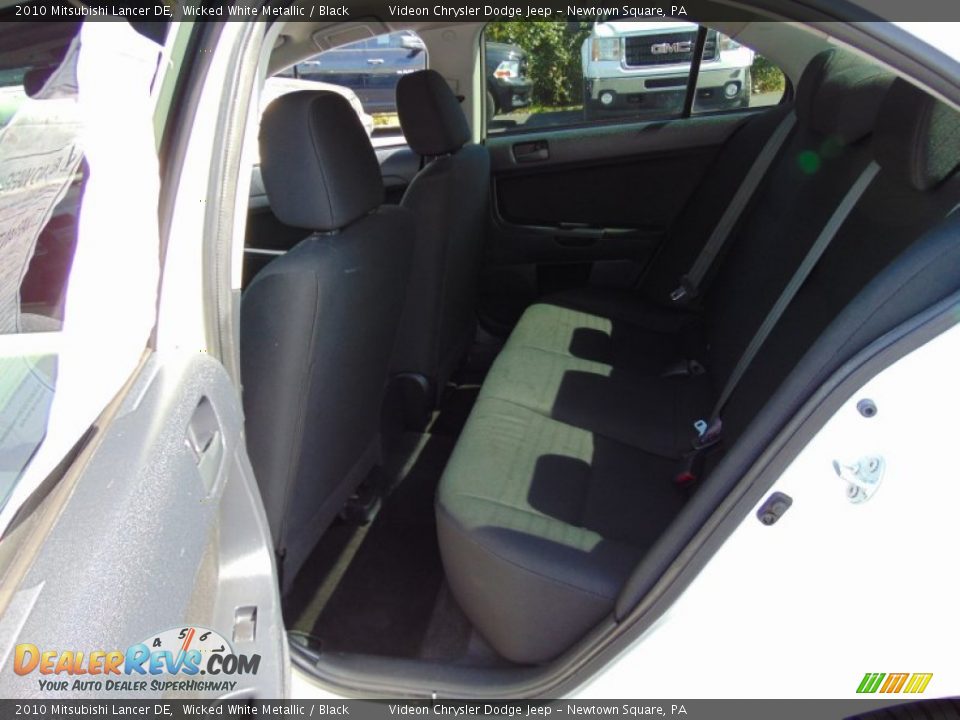 2010 Mitsubishi Lancer DE Wicked White Metallic / Black Photo #19