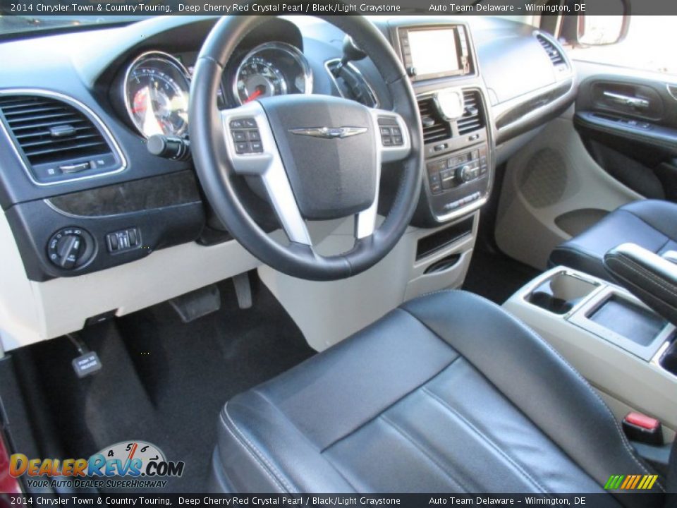 2014 Chrysler Town & Country Touring Deep Cherry Red Crystal Pearl / Black/Light Graystone Photo #11