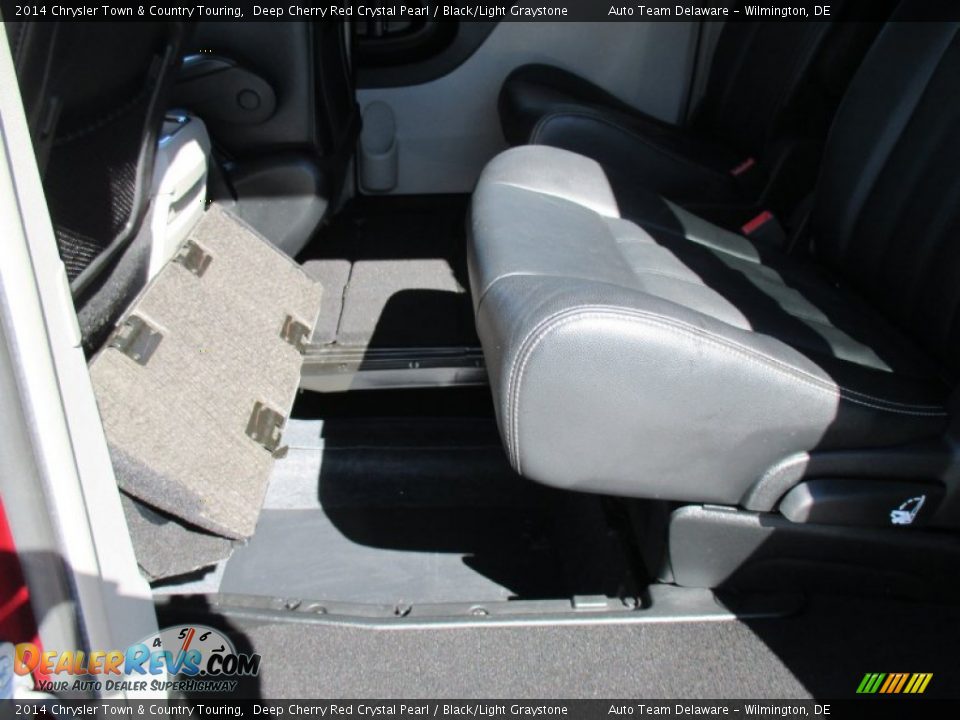 2014 Chrysler Town & Country Touring Deep Cherry Red Crystal Pearl / Black/Light Graystone Photo #22