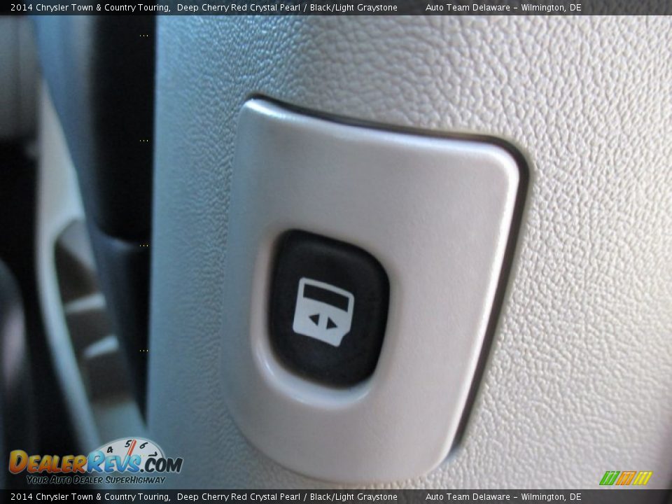 2014 Chrysler Town & Country Touring Deep Cherry Red Crystal Pearl / Black/Light Graystone Photo #23
