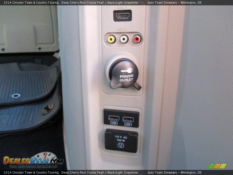 2014 Chrysler Town & Country Touring Deep Cherry Red Crystal Pearl / Black/Light Graystone Photo #24