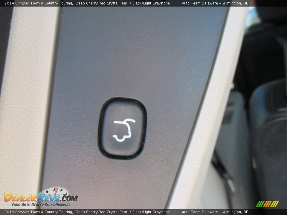 2014 Chrysler Town & Country Touring Deep Cherry Red Crystal Pearl / Black/Light Graystone Photo #35