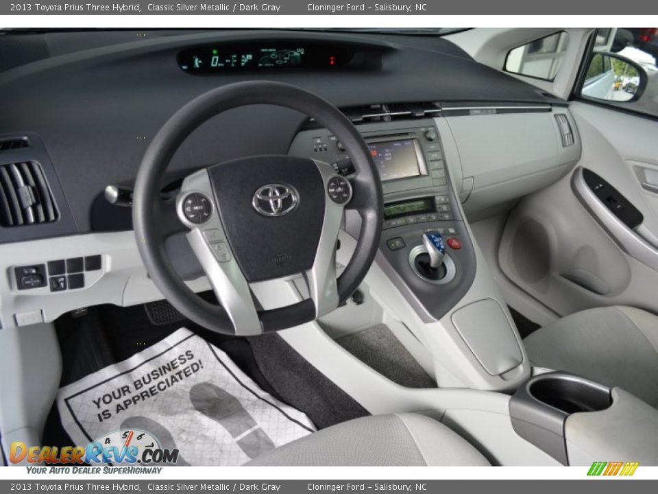 2013 Toyota Prius Three Hybrid Classic Silver Metallic / Dark Gray Photo #11