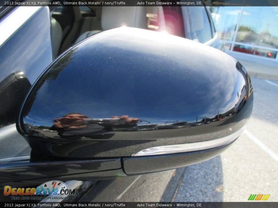 2013 Jaguar XJ XJL Portfolio AWD Ultimate Black Metallic / Ivory/Truffle Photo #35