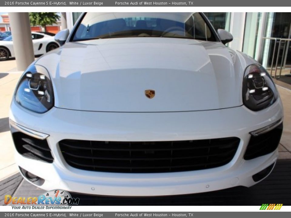2016 Porsche Cayenne S E-Hybrid White / Luxor Beige Photo #2