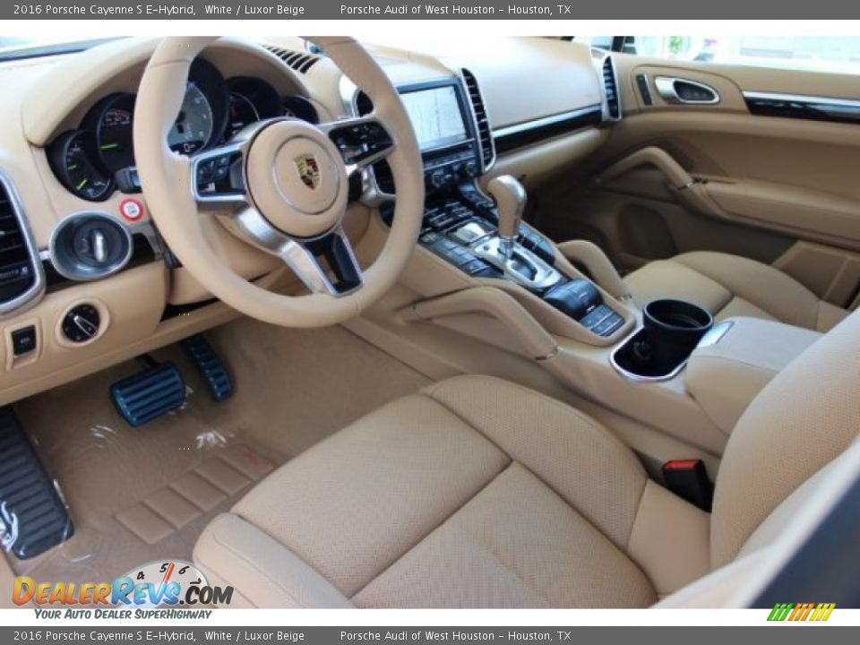 Luxor Beige Interior - 2016 Porsche Cayenne S E-Hybrid Photo #15