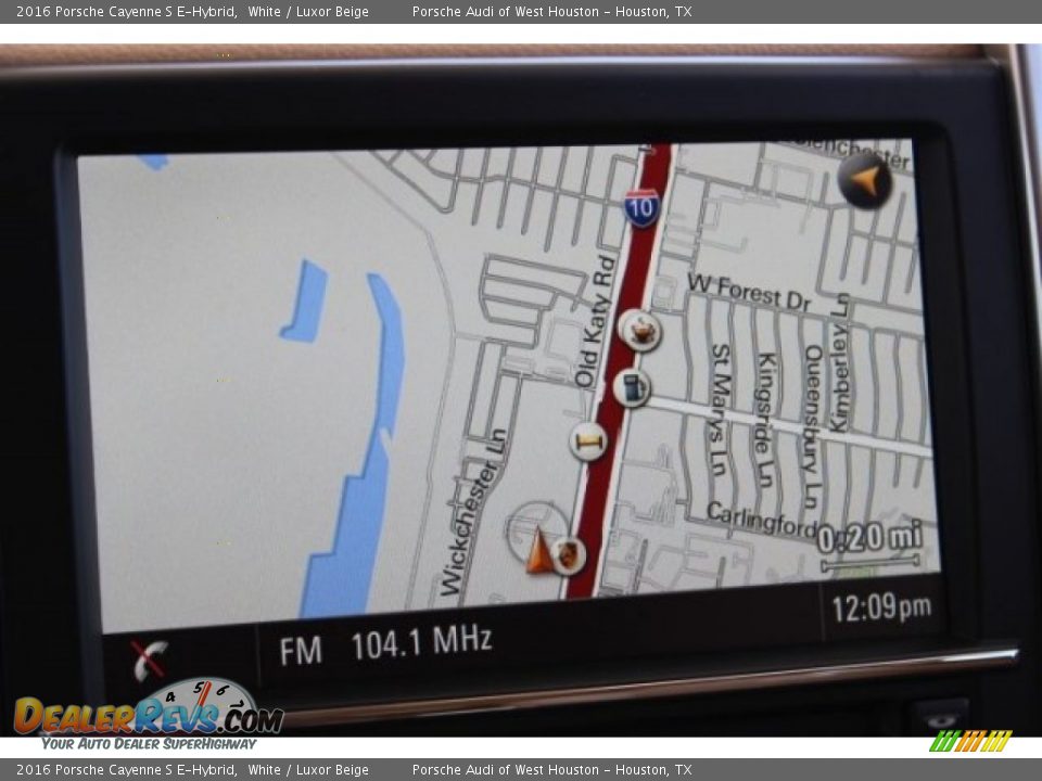 Navigation of 2016 Porsche Cayenne S E-Hybrid Photo #23