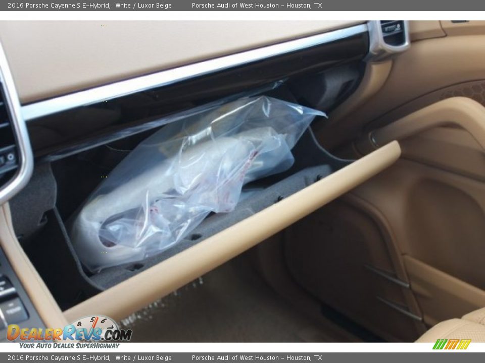 2016 Porsche Cayenne S E-Hybrid White / Luxor Beige Photo #26