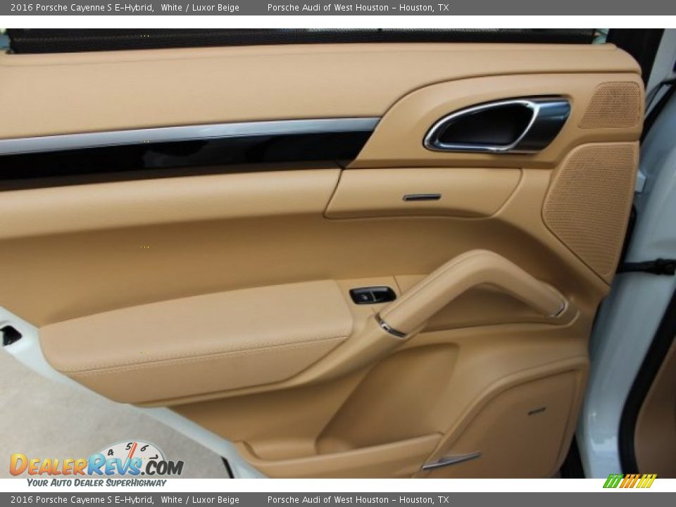 2016 Porsche Cayenne S E-Hybrid White / Luxor Beige Photo #35