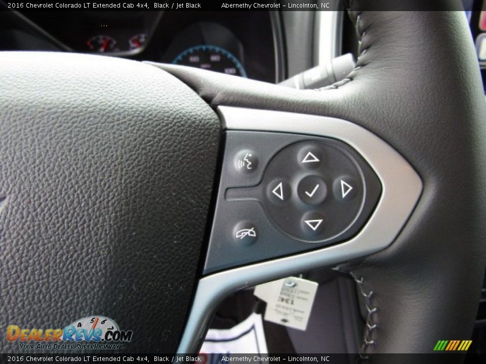 Controls of 2016 Chevrolet Colorado LT Extended Cab 4x4 Photo #14