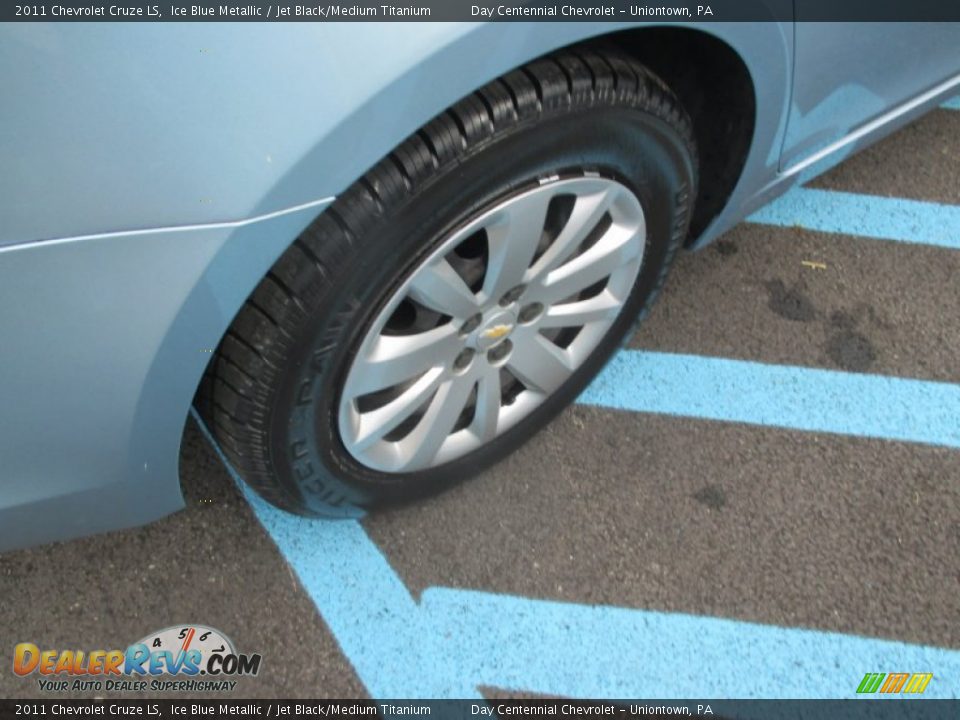 2011 Chevrolet Cruze LS Ice Blue Metallic / Jet Black/Medium Titanium Photo #7
