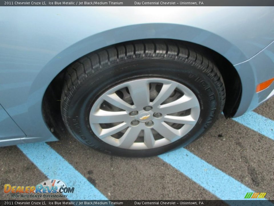 2011 Chevrolet Cruze LS Ice Blue Metallic / Jet Black/Medium Titanium Photo #9