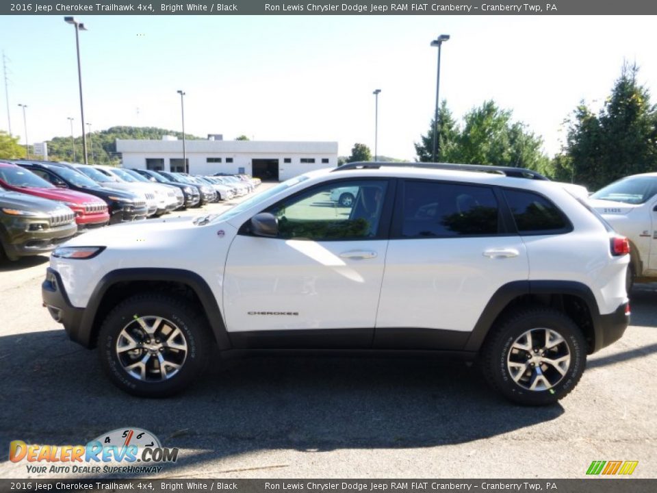 2016 Jeep Cherokee Trailhawk 4x4 Bright White / Black Photo #2