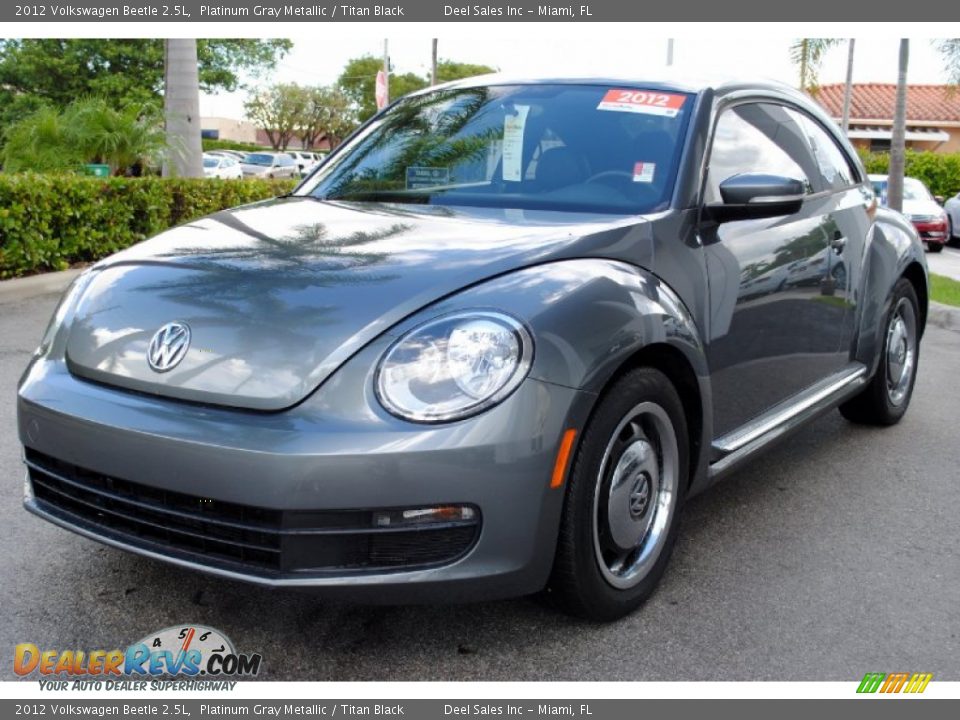 2012 Volkswagen Beetle 2.5L Platinum Gray Metallic / Titan Black Photo #5