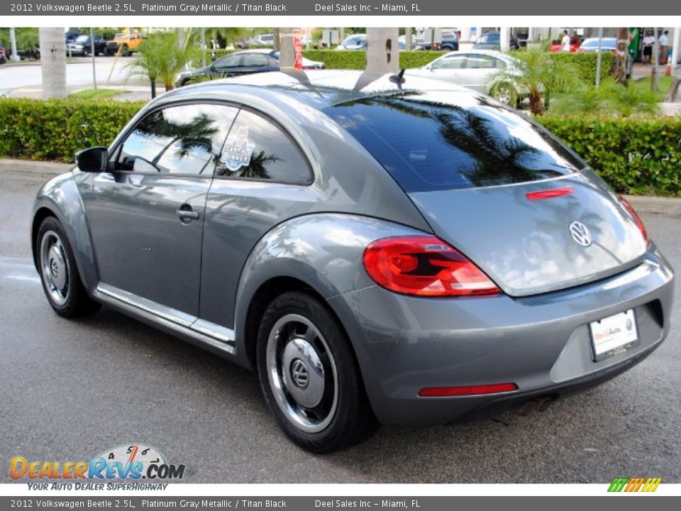 2012 Volkswagen Beetle 2.5L Platinum Gray Metallic / Titan Black Photo #6