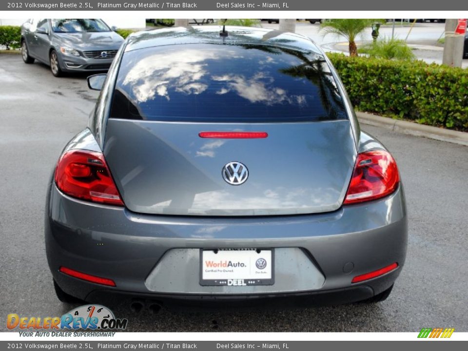 2012 Volkswagen Beetle 2.5L Platinum Gray Metallic / Titan Black Photo #8