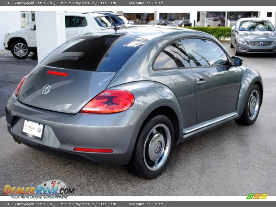 2012 Volkswagen Beetle 2.5L Platinum Gray Metallic / Titan Black Photo #9