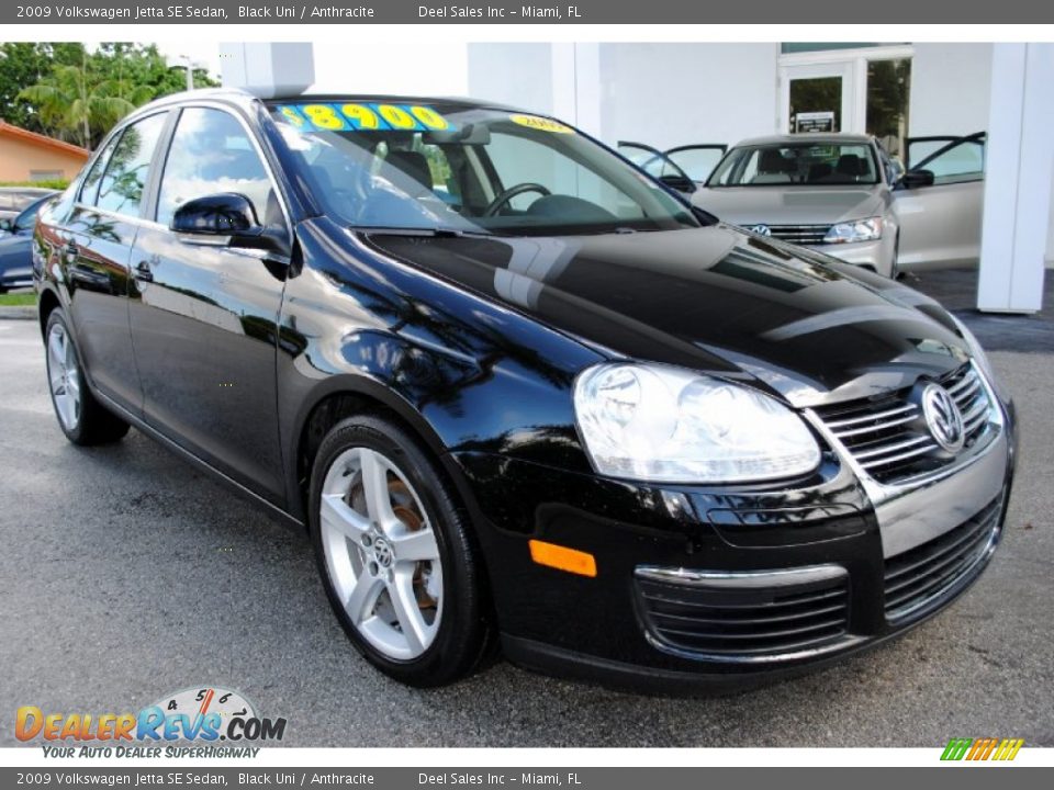 2009 Volkswagen Jetta SE Sedan Black Uni / Anthracite Photo #2