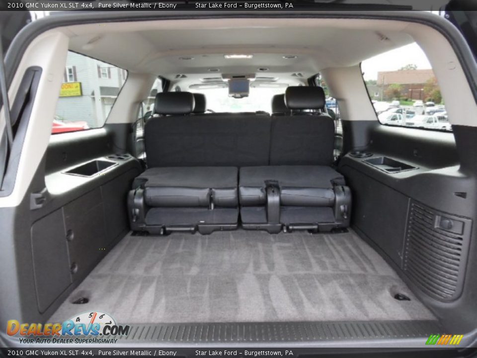 2010 GMC Yukon XL SLT 4x4 Pure Silver Metallic / Ebony Photo #7