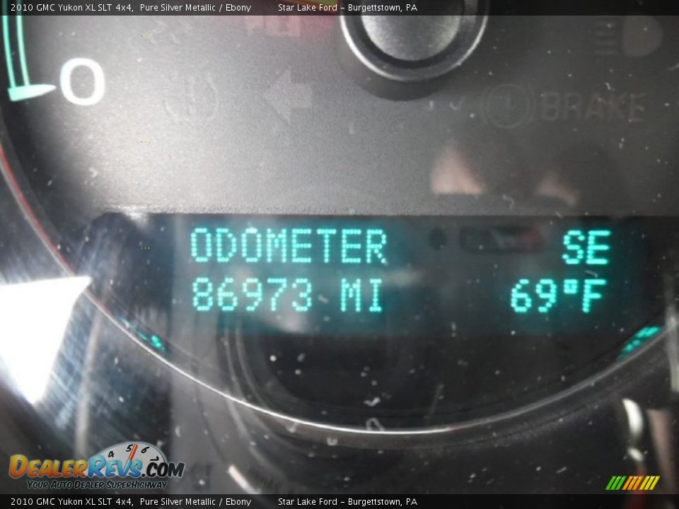 2010 GMC Yukon XL SLT 4x4 Pure Silver Metallic / Ebony Photo #20