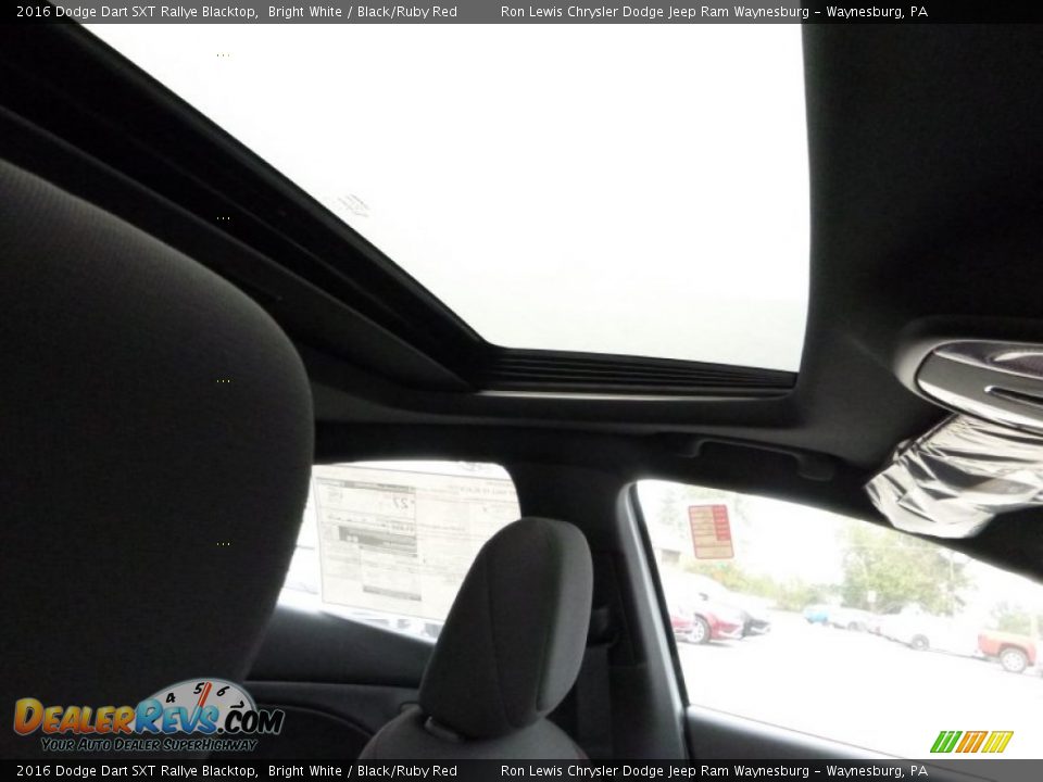 2016 Dodge Dart SXT Rallye Blacktop Bright White / Black/Ruby Red Photo #7