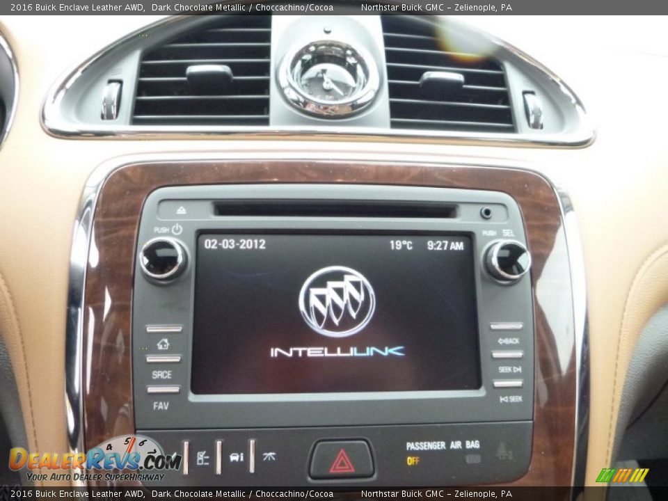 Controls of 2016 Buick Enclave Leather AWD Photo #18