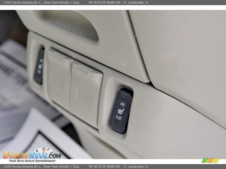 2006 Honda Odyssey EX-L Silver Pearl Metallic / Gray Photo #28