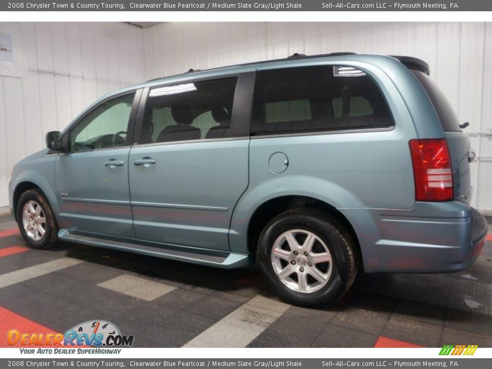 2008 Chrysler Town & Country Touring Clearwater Blue Pearlcoat / Medium Slate Gray/Light Shale Photo #11