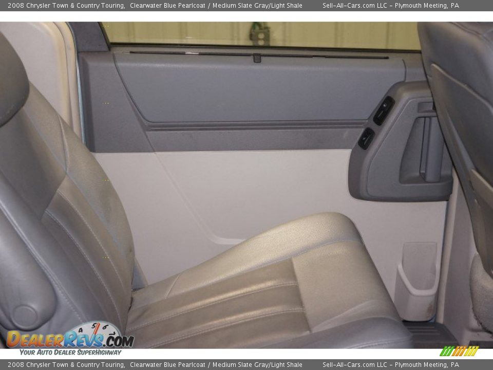2008 Chrysler Town & Country Touring Clearwater Blue Pearlcoat / Medium Slate Gray/Light Shale Photo #14