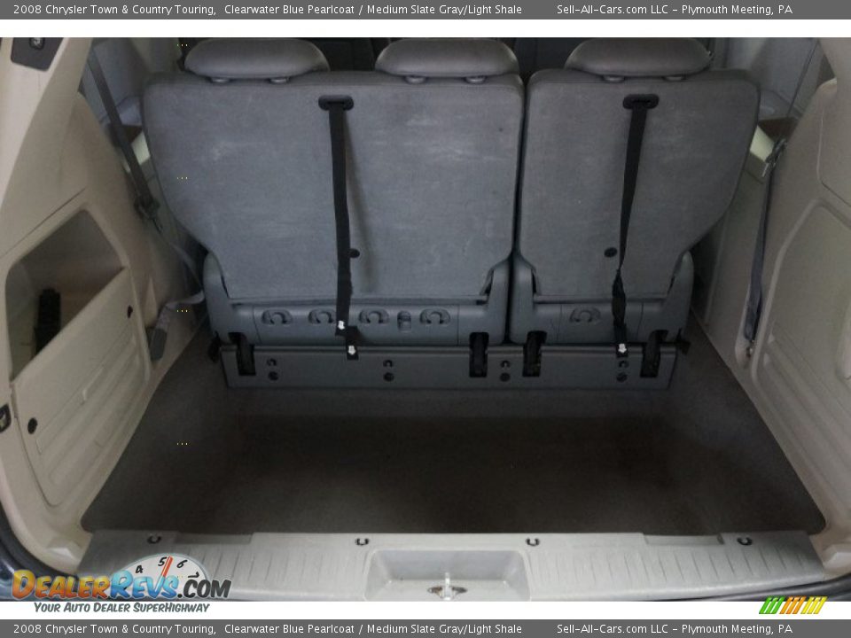 2008 Chrysler Town & Country Touring Clearwater Blue Pearlcoat / Medium Slate Gray/Light Shale Photo #17