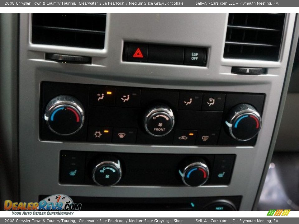 2008 Chrysler Town & Country Touring Clearwater Blue Pearlcoat / Medium Slate Gray/Light Shale Photo #33