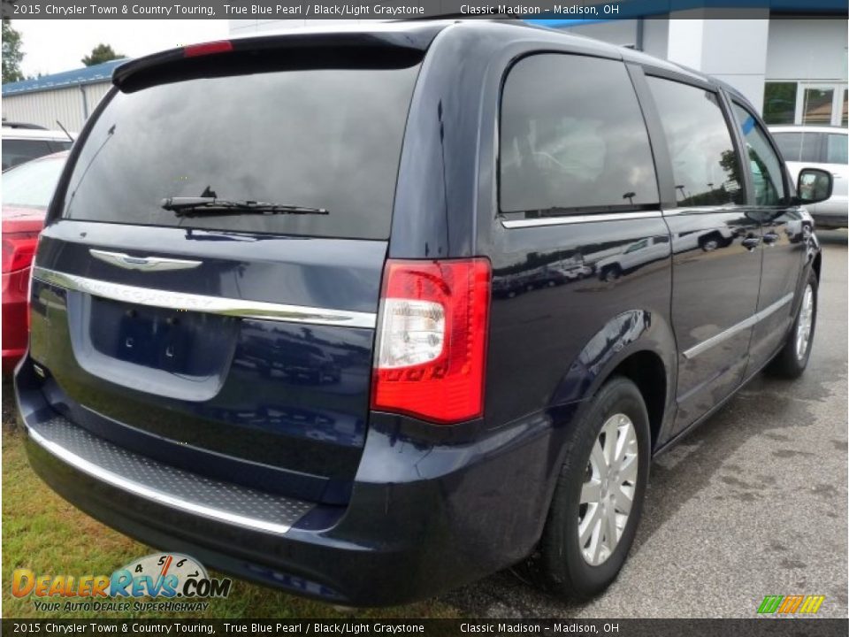 2015 Chrysler Town & Country Touring True Blue Pearl / Black/Light Graystone Photo #2
