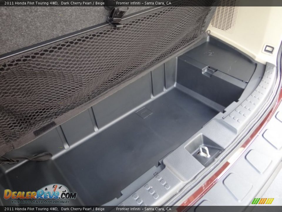 2011 Honda Pilot Touring 4WD Dark Cherry Pearl / Beige Photo #22