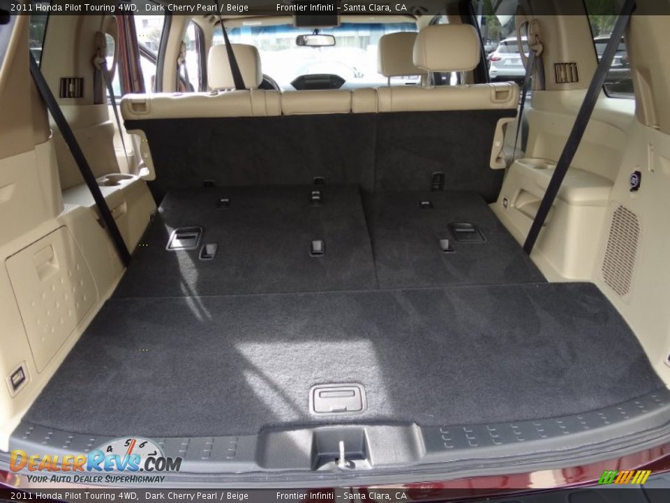 2011 Honda Pilot Touring 4WD Dark Cherry Pearl / Beige Photo #23