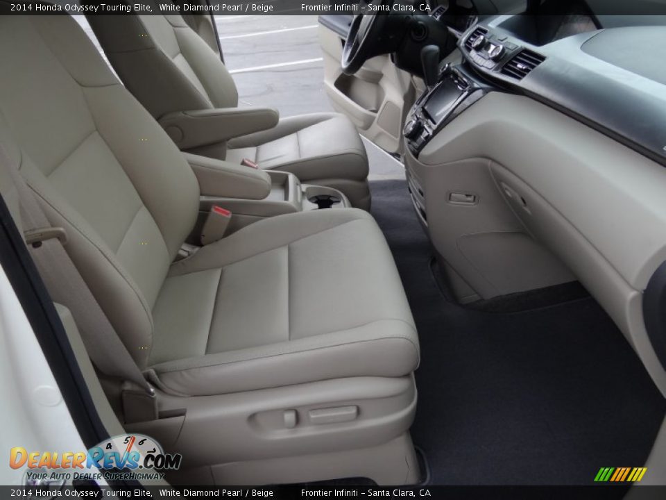 2014 Honda Odyssey Touring Elite White Diamond Pearl / Beige Photo #35