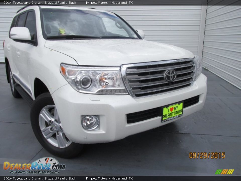 2014 Toyota Land Cruiser Blizzard Pearl / Black Photo #2