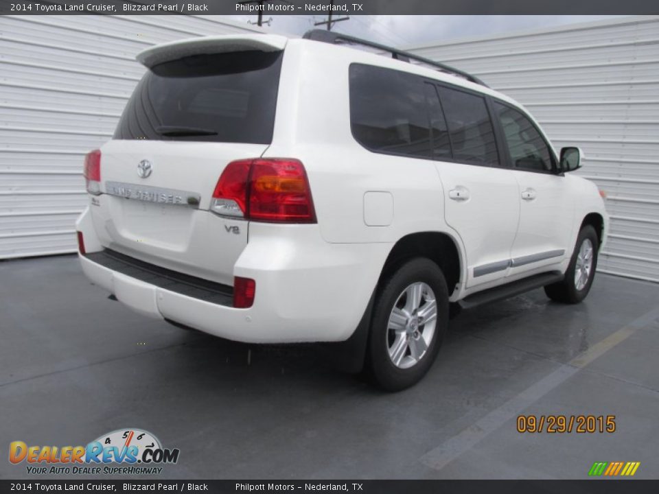 2014 Toyota Land Cruiser Blizzard Pearl / Black Photo #9