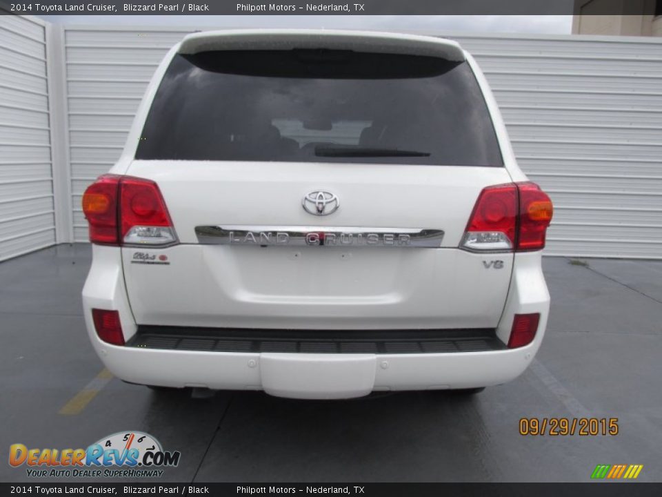 2014 Toyota Land Cruiser Blizzard Pearl / Black Photo #10