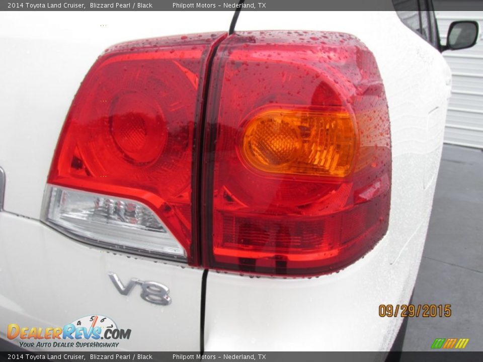 2014 Toyota Land Cruiser Blizzard Pearl / Black Photo #11