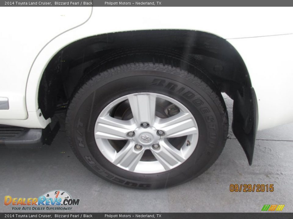 2014 Toyota Land Cruiser Blizzard Pearl / Black Photo #19
