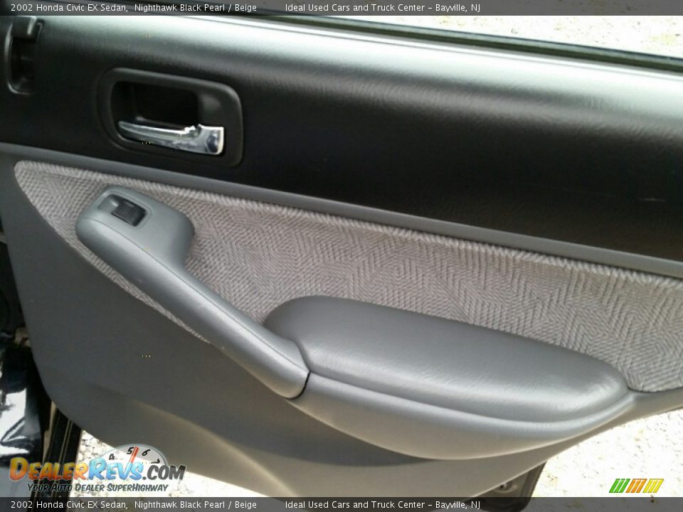 2002 Honda Civic EX Sedan Nighthawk Black Pearl / Beige Photo #11