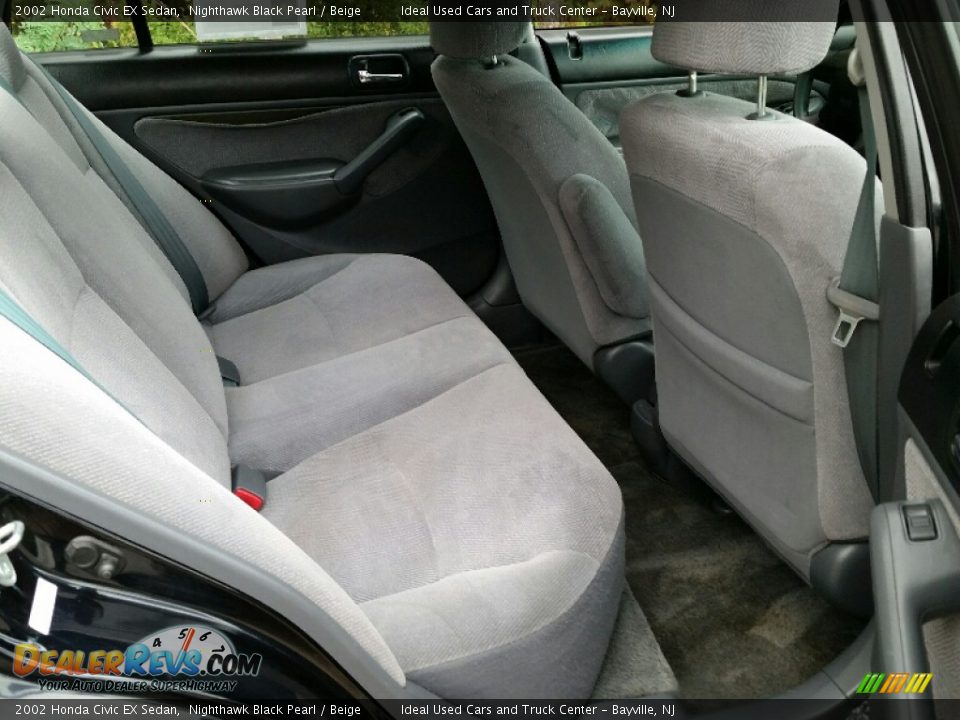 2002 Honda Civic EX Sedan Nighthawk Black Pearl / Beige Photo #12