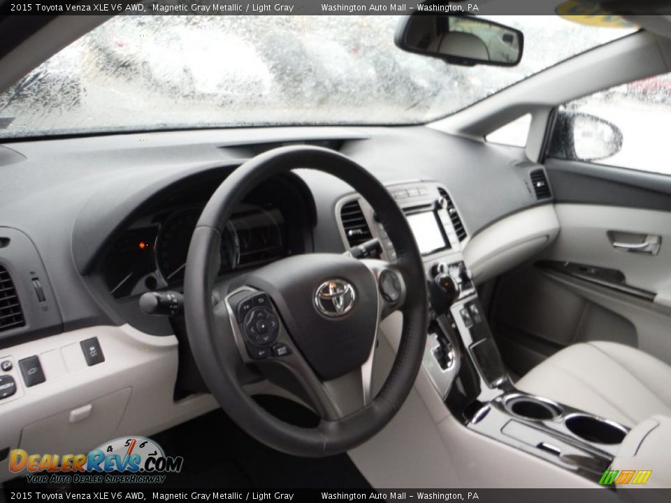 2015 Toyota Venza XLE V6 AWD Magnetic Gray Metallic / Light Gray Photo #10