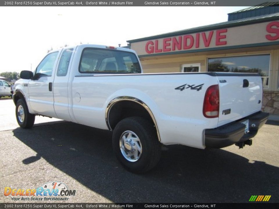 2002 Ford F250 Super Duty XL SuperCab 4x4 Oxford White / Medium Flint Photo #4